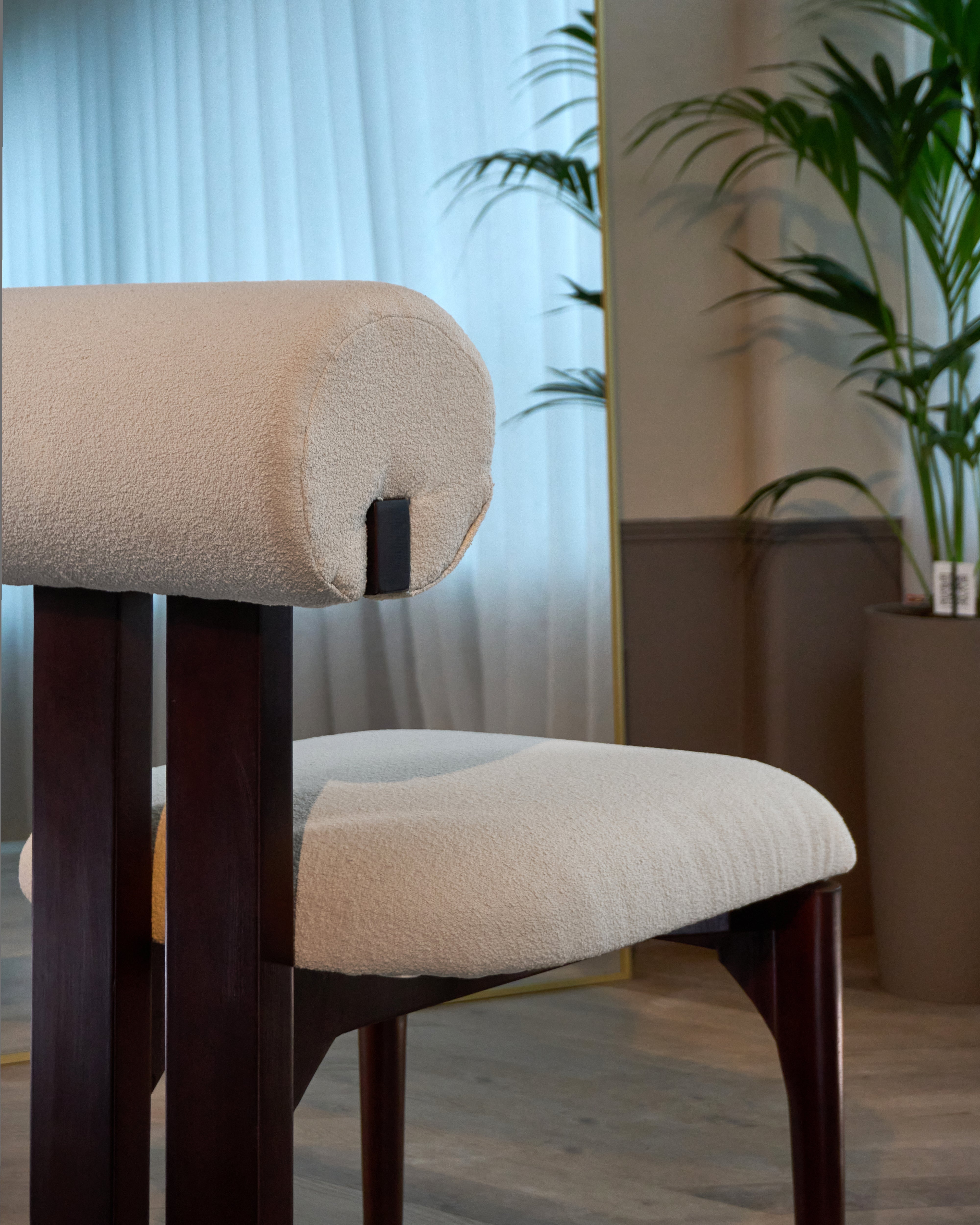 Haru eetkamerstoel - donker