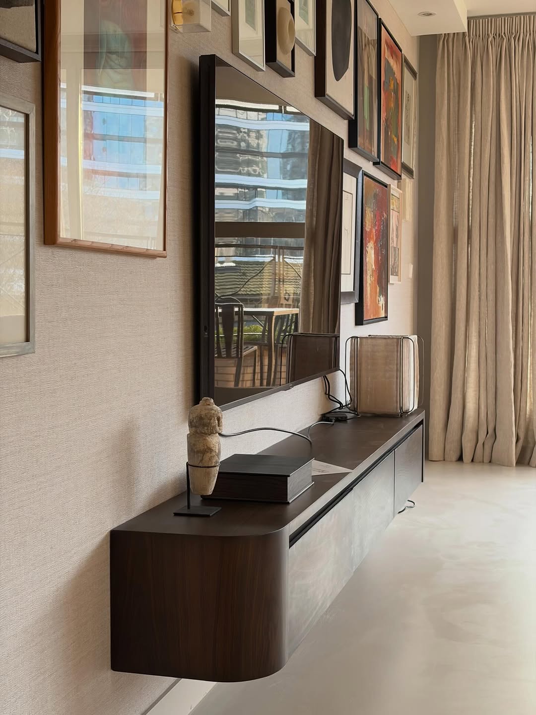 Sahara tv-meubel - 240 cm walnoot